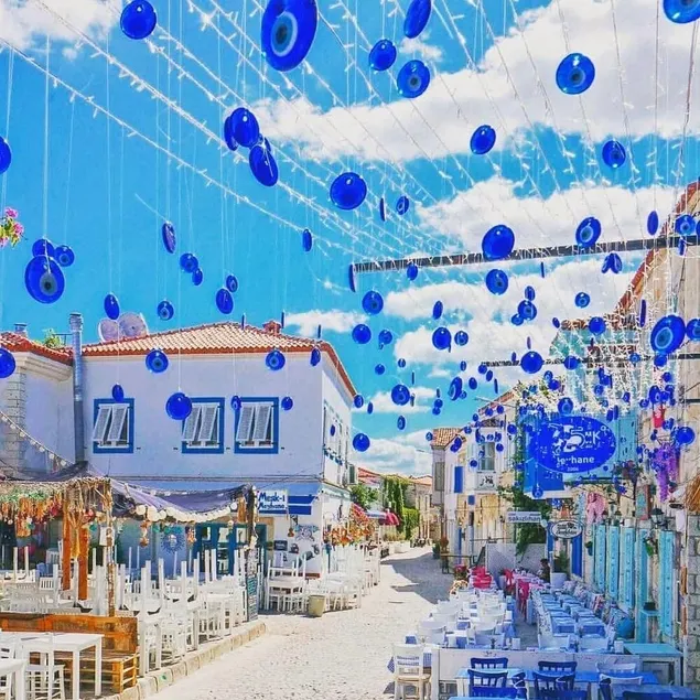 Meydan Dazur Alacati - Image 1