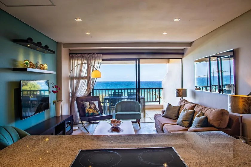6 Dolphin Views - Image 1