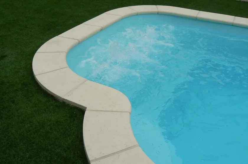 Chambres dans Villa avec Piscine - Image 1