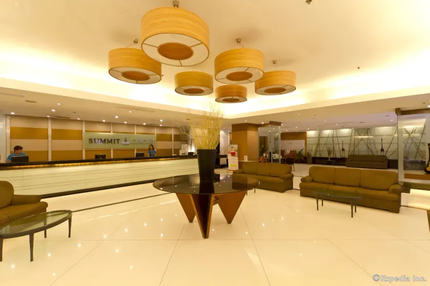 Summit Circle Cebu - Image 1
