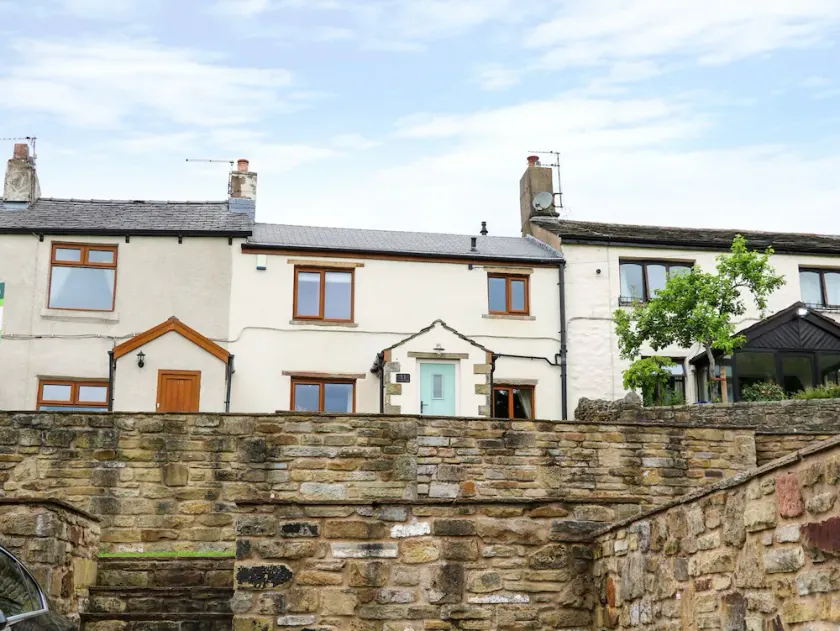 Windmill Cottage - Image 1