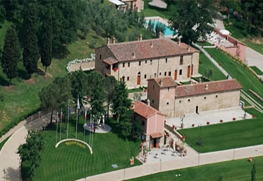 Galileo With Whirlpool Sauna and Pool - Image 1