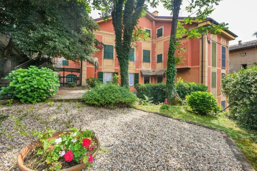 Camogli Bright Apartment with Parking - Image 1