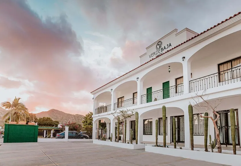 Verde Baja Hotel - Image 1