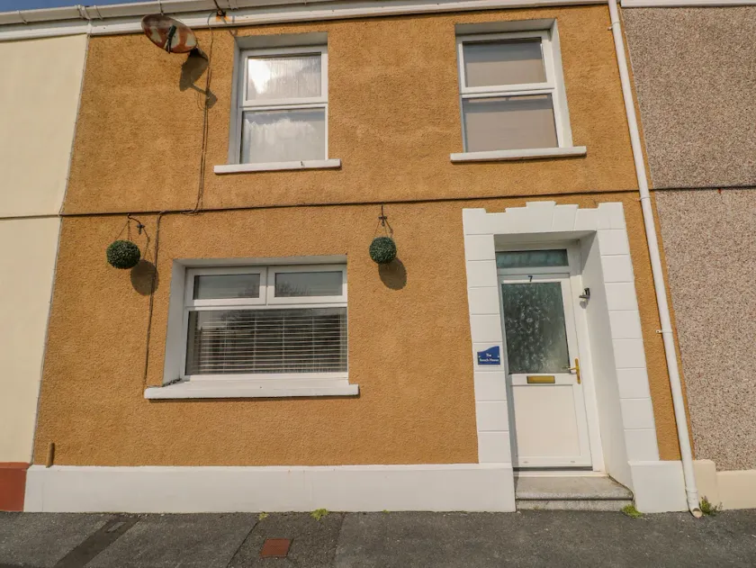 The Beach House - Image 1