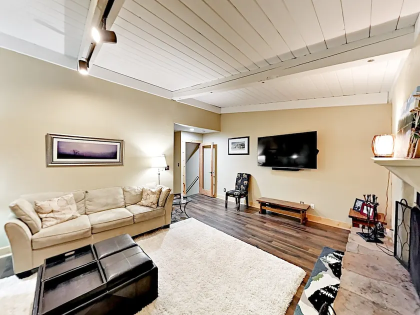 West Vail Mountain Escape & Kinnikinnick Sunshine House - Image 1