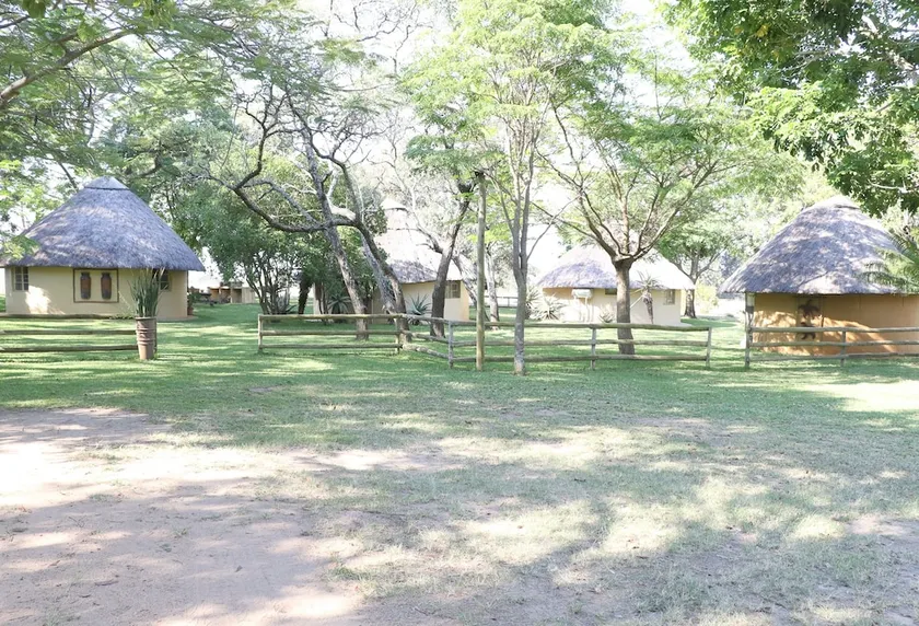 Fleur De Lys Guest Farm - Image 1