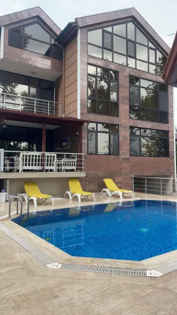 Serene Luxury Villa With Private Pool in Yalova - Image 1