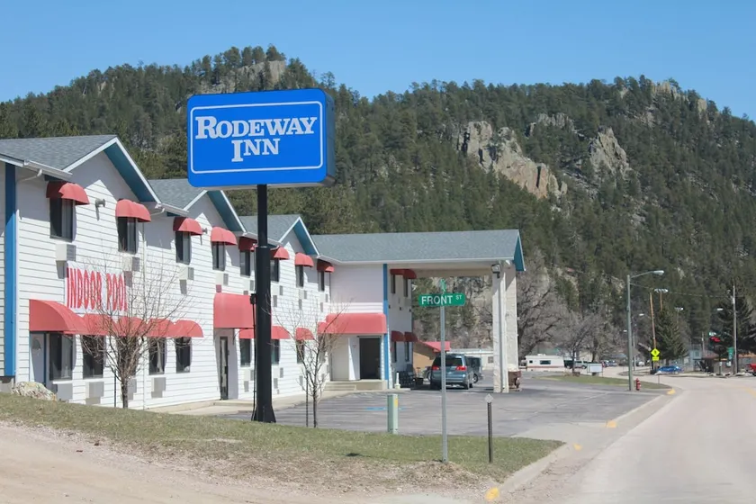 Royal Inn Keystone - Image 1