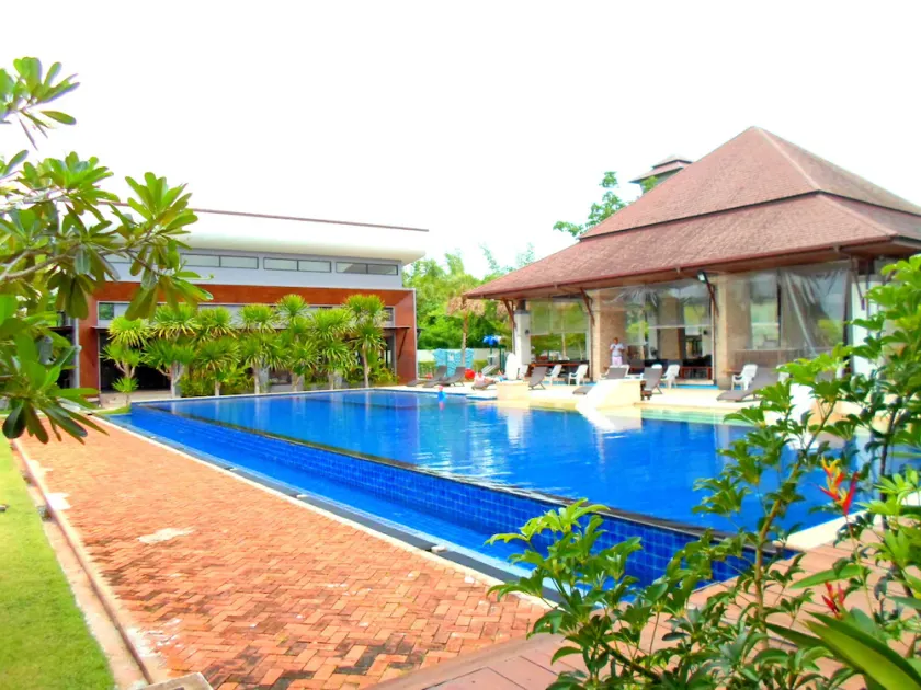Naraya Riverside Resort - Image 1