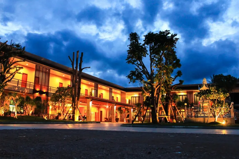 The Win Hotel - Image 1