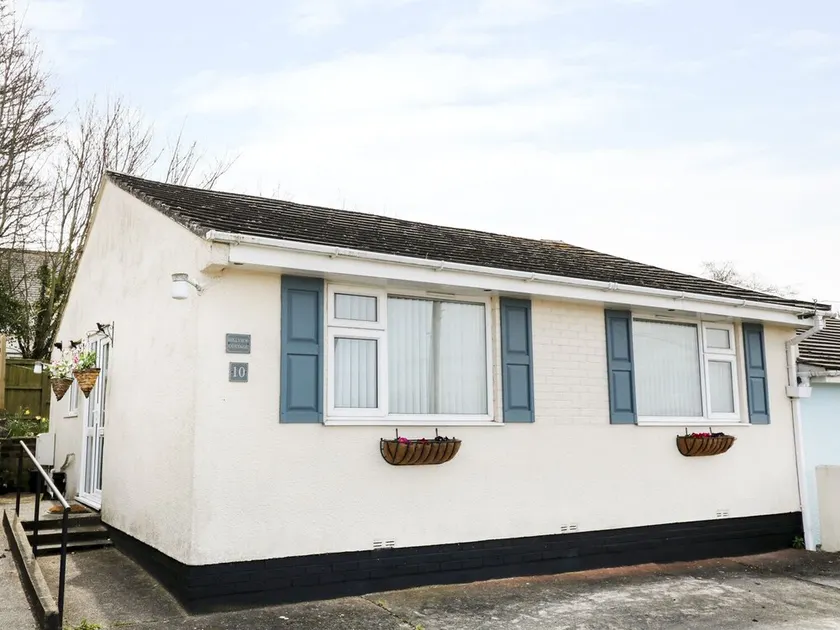 Hillview Cottage - Image 1