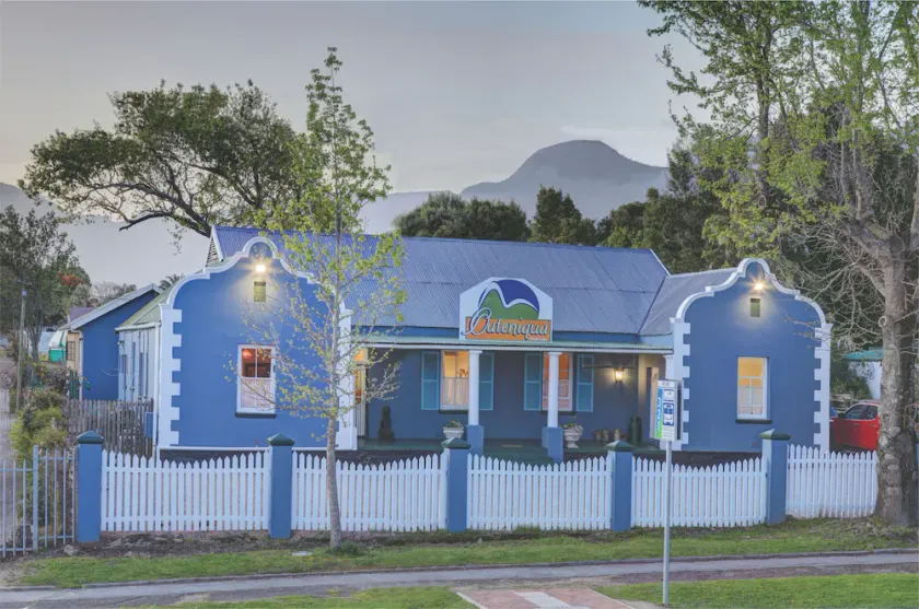 Outeniqua Travel Lodge - Image 1