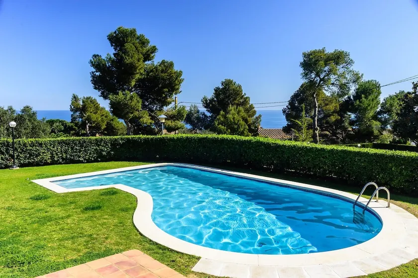 K-4 CALELLA DE PALAFRUGELL, 4 Pax - Image 1