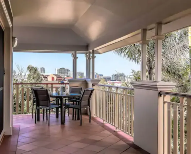City Park Apartments - Image 1