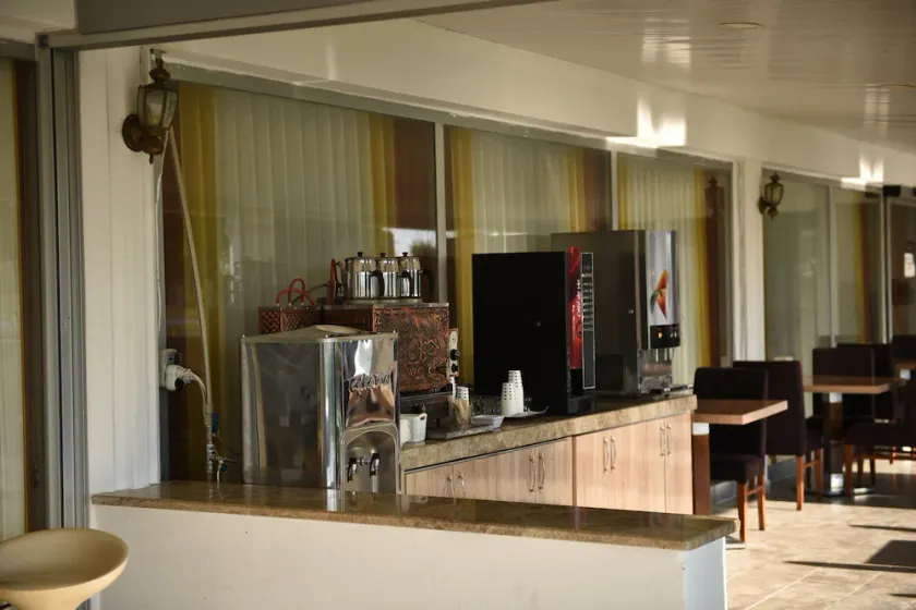 Demirci Hotel - Image 1