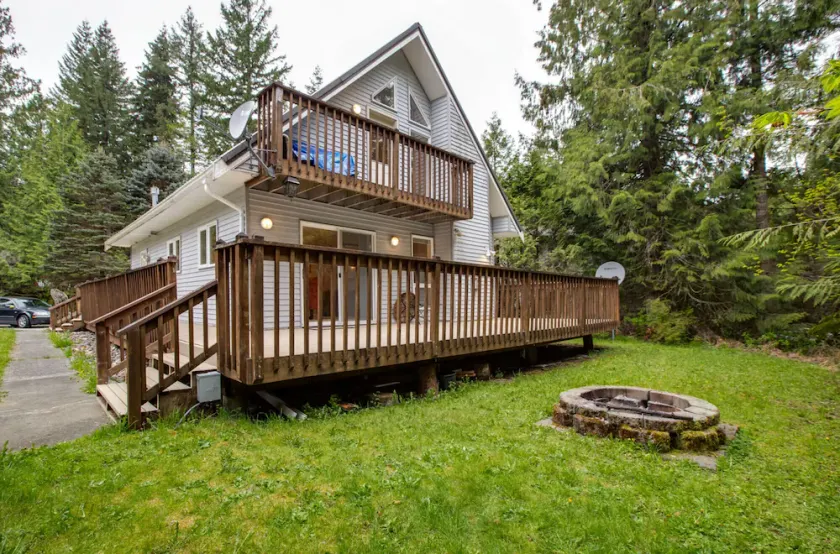 Mt Baker Lodging Cabin 58 Sleeps 6 - Image 1