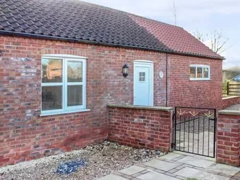 Primrose Cottage - Uk48563 - Image 1