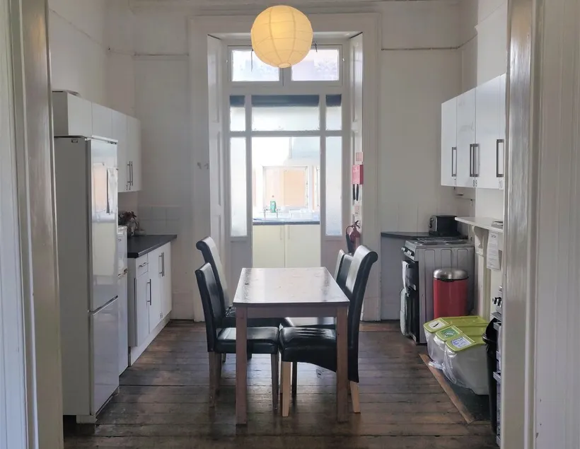 12 Bed Clifton Townhouse - Image 1
