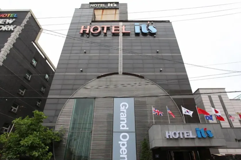 HOTEL it's - Image 1
