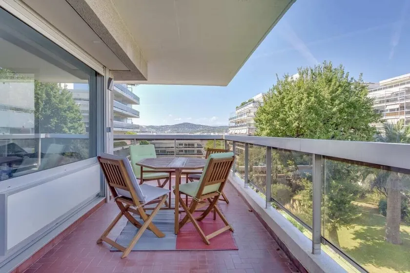 Olympe Private Apartment - Image 1
