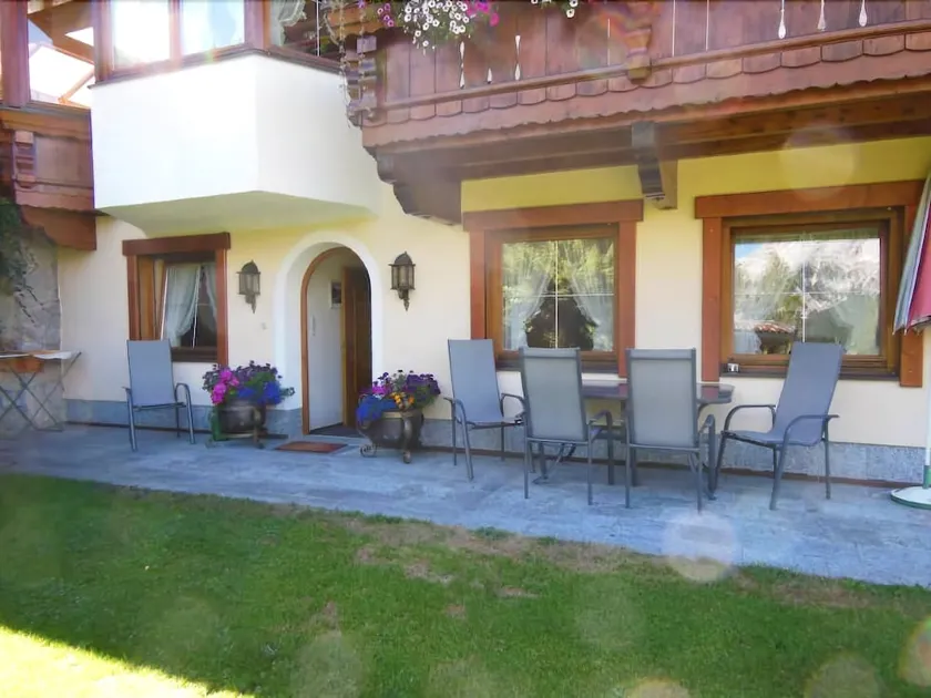 Lärchenwald Appartement - Image 1