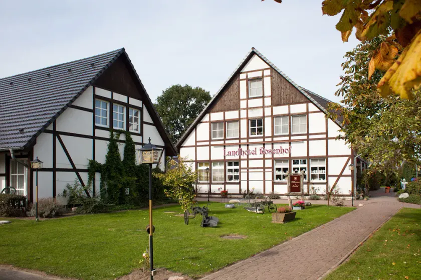 GreenLine Landhotel Rosenhof - Image 1