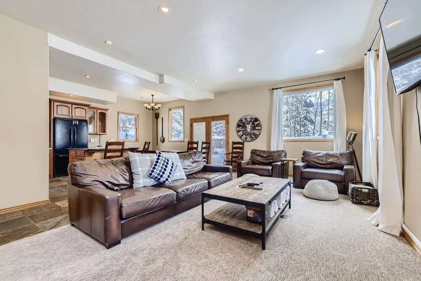 Mountain View Villa - Image 1