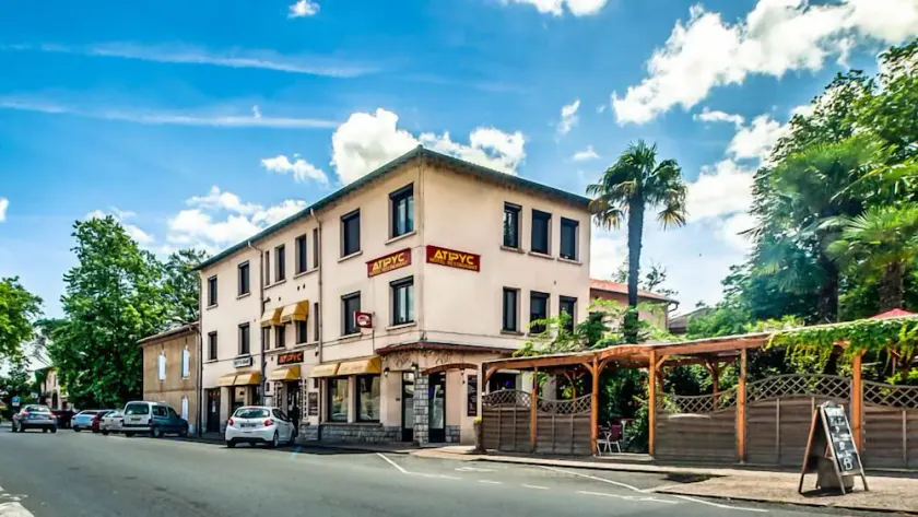 ATIPYC hotel - Image 1