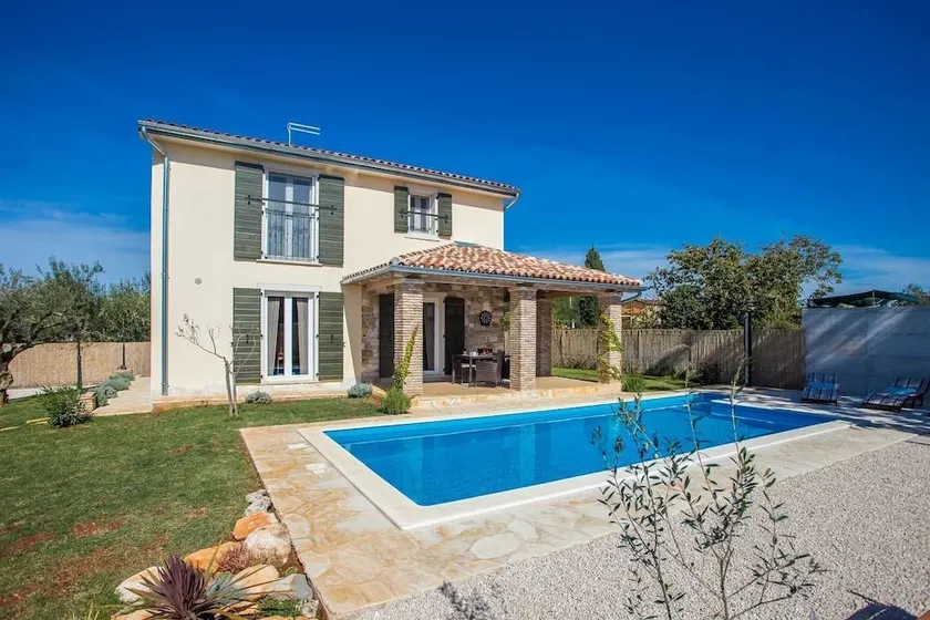 Villa Mala - Image 1