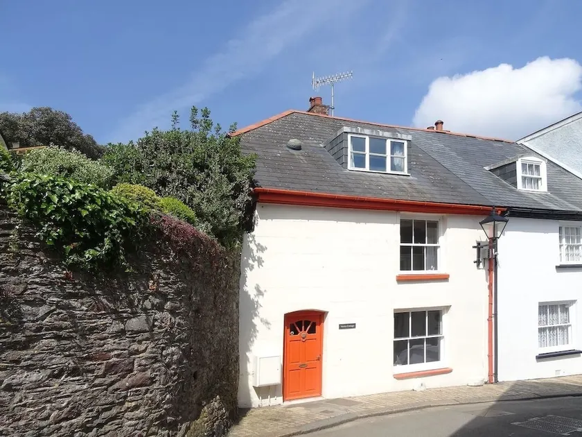 Vectis Cottage - Image 1