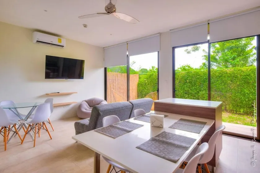 Captivating 2 bed Apartment - Image 1