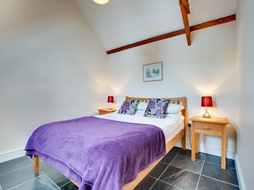 Romantic Cottage With Cosy Living Room, Nearby the Beach - Image 1