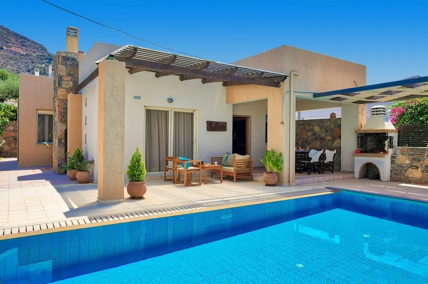 Nimfes Villas - Image 1