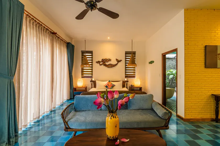 Beachside Boutique Resort - Image 1