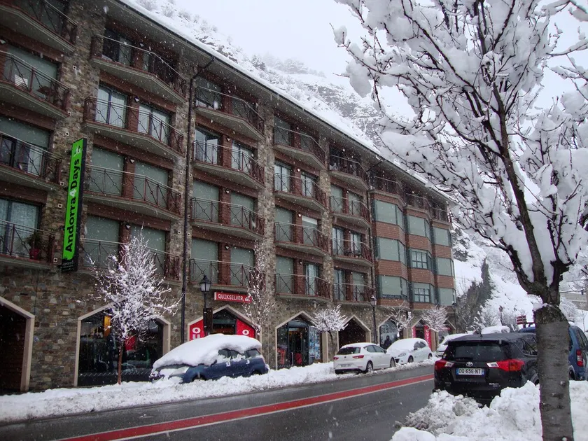 Apartamentos Canillo Pie de Pistas 3000 - Image 1