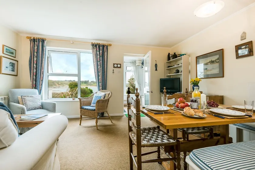1 Porthsawle - Image 1