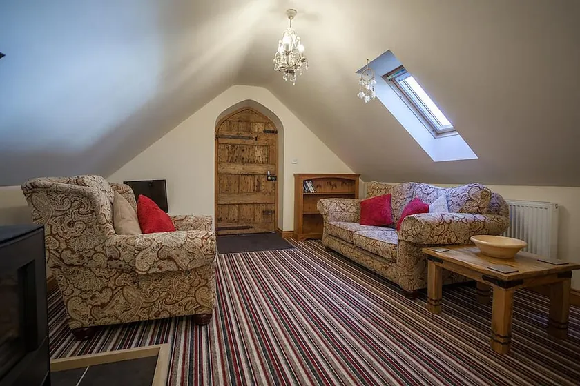 Lyde Cross Coach House - Image 1