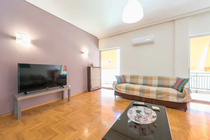 Full comfort apartment in Athens City - Image 1