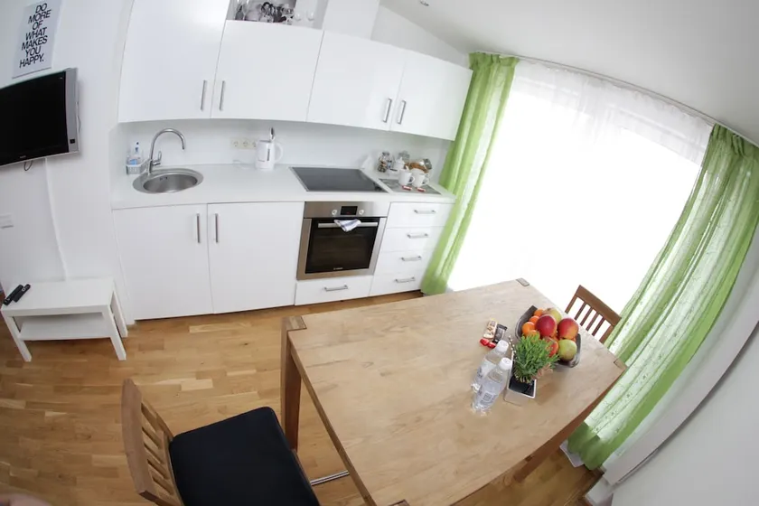 Riga Classic Apartments - Image 1