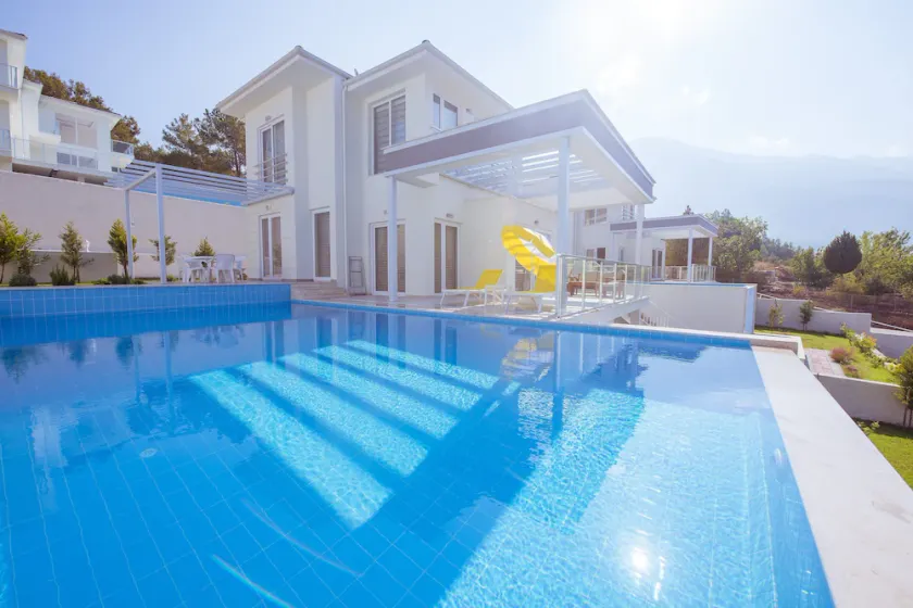 ORKA CLUB HOTEL & VILLAS - Image 1