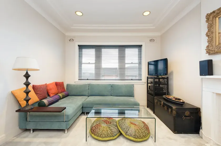 Comfy Coogee Living H328 - Image 1