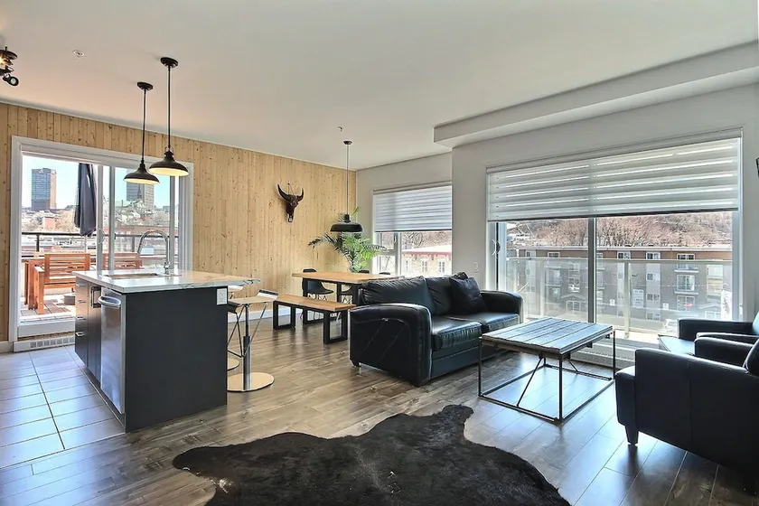 Brand New Condo Hotel Immense Terrasse - Image 1