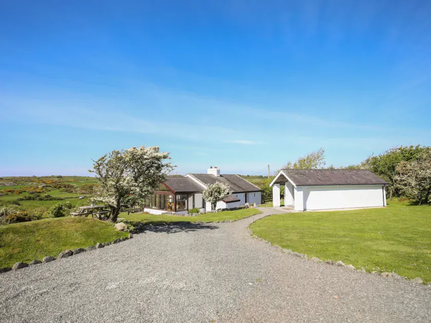 Tymynydd Cottage - Image 1