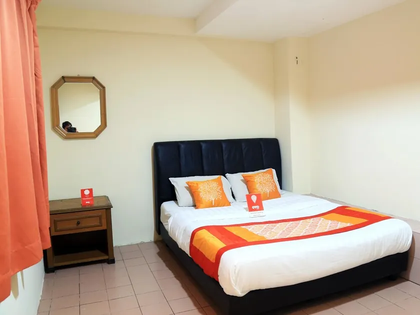 Oyo 123 Hotel Surya - Image 1