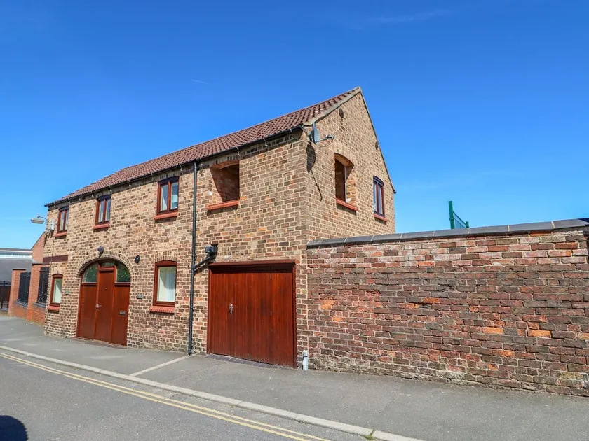 The Old Coach House - Image 1