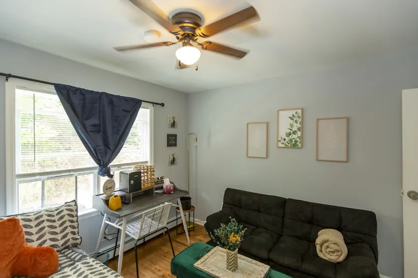 Peekskill Guest house - Image 1