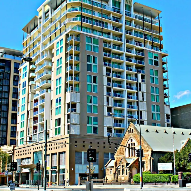 Adelaide DressCircle Apartments North Terrace - Image 1