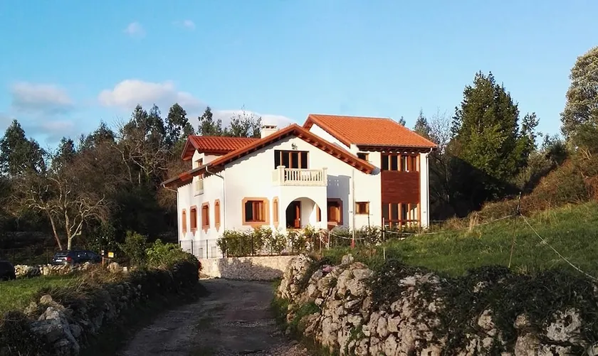El Cuadron - Image 1