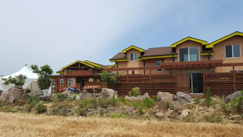 Suji Guesthouse - Image 1